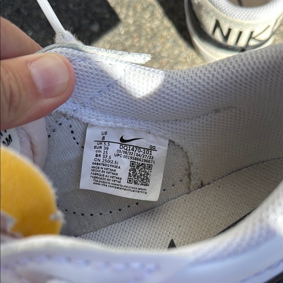 Women Nike Baseball Stitch - Size 8 - Picture 8 of 8